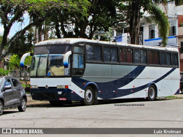 Ônibus Particulares 3610 na cidade de Juiz de Fora, Minas Gerais, Brasil, por Luiz Krolman. Número da foto: #10545400.