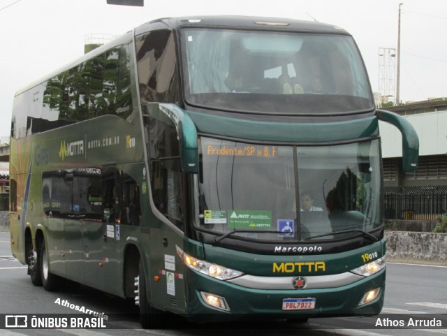 Viação Motta 19010 na cidade de Belo Horizonte, Minas Gerais, Brasil, por Athos Arruda. ID da foto: 10545091.