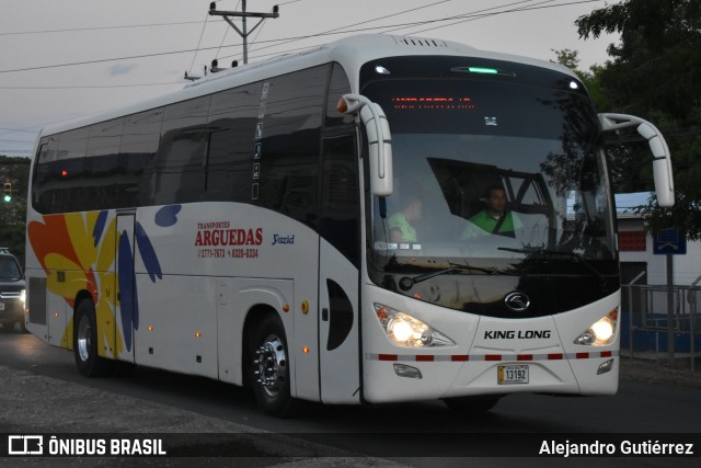 Transportes Arguedas YAZID na cidade de Santa Cruz, Guanacaste, Costa Rica, por Alejandro Gutiérrez. Número da foto: #10547244.