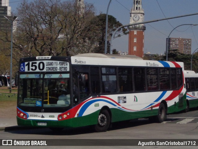 Nudo 4009 na cidade de Ciudad Autónoma de Buenos Aires, Argentina, por Agustin SanCristobal1712. Número da foto: #10548099.