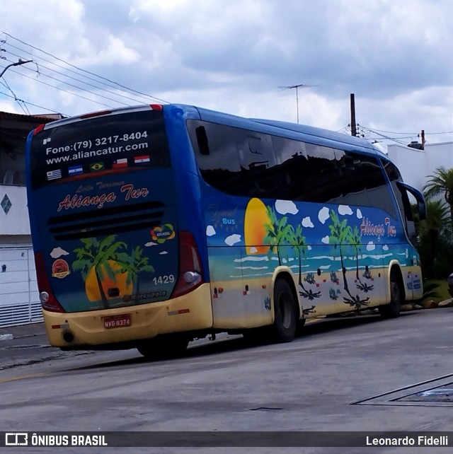 Aliança Tur Transporte de Passageiros e Turismo 1429 na cidade de São Paulo, São Paulo, Brasil, por Leonardo Fidelli. ID da foto: 10551697.