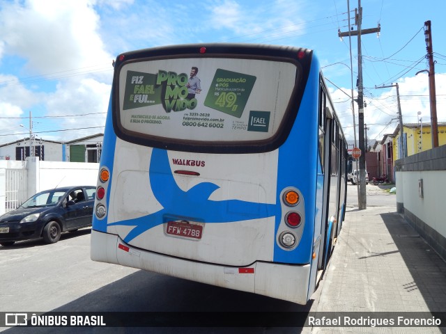 Ônibus Particulares FFW4788 na cidade de Aracaju, Sergipe, Brasil, por Rafael Rodrigues Forencio. ID da foto: 10549807.