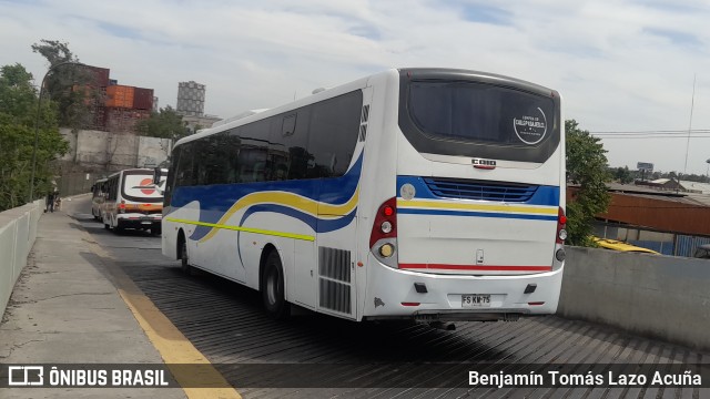 Autobuses Melipilla FSKW75 na cidade de Estación Central, Santiago, Metropolitana de Santiago, Chile, por Benjamín Tomás Lazo Acuña. Número da foto: #10554982.