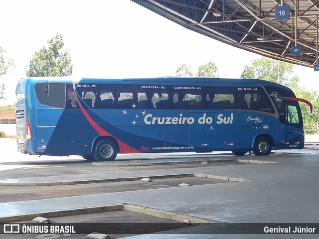 Cruzeiro do Sul Transportes 420309 na cidade de Campo Grande, Mato Grosso do Sul, Brasil, por Genival Júnior. Número da foto: #10553961.