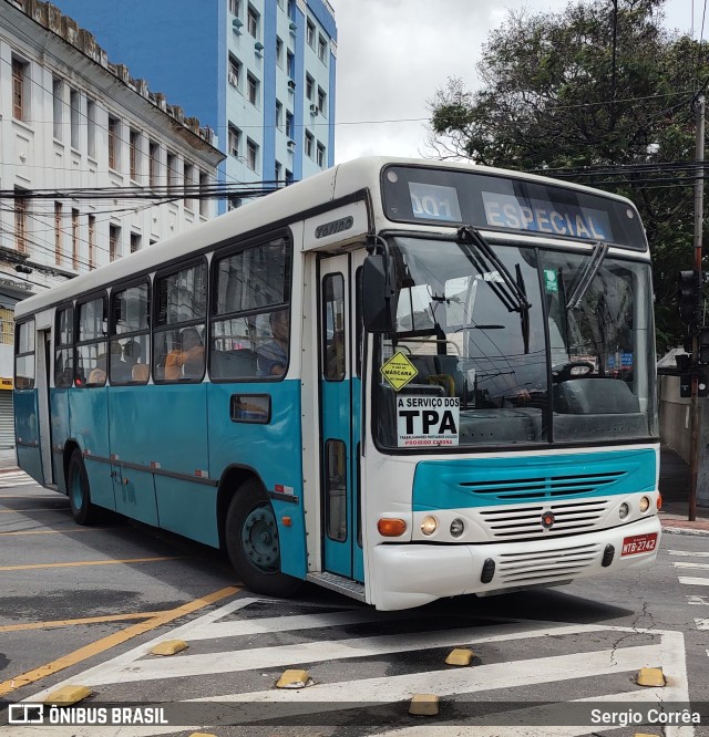 Ônibus Particulares 742 na cidade de Vitória, Espírito Santo, Brasil, por Sergio Corrêa. Número da foto: #10552990.