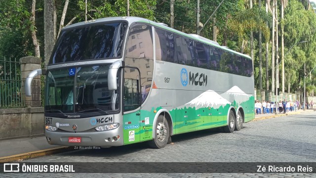 MCCM Transportes 957 na cidade de Petrópolis, Rio de Janeiro, Brasil, por Zé Ricardo Reis. ID da foto: 10553428.