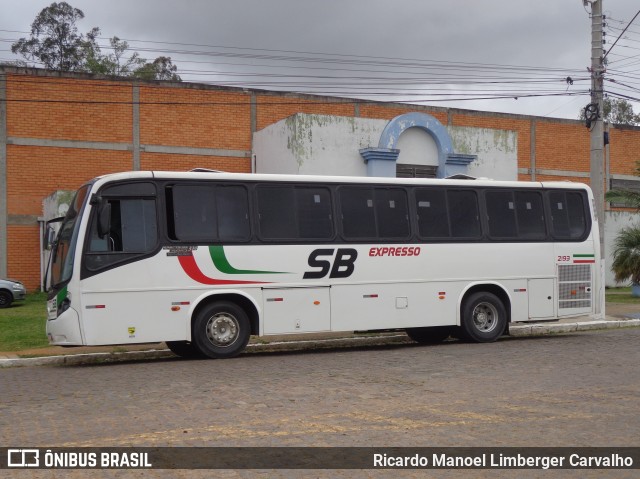 Expresso SB 2193 na cidade de Rio Pardo, Rio Grande do Sul, Brasil, por Ricardo Manoel Limberger Carvalho. Número da foto: #10556007.