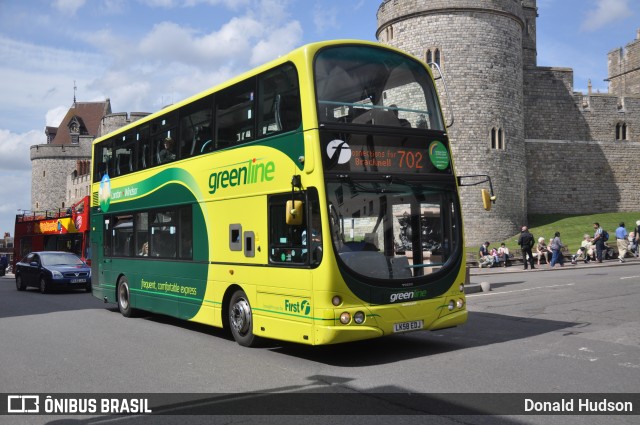 First Bus 37275 na cidade de Windsor, Berkshire, Inglaterra, por Donald Hudson. Número da foto: #10555860.