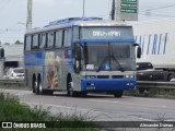 Ônibus Particulares 5220 na cidade de Bayeux, Paraíba, Brasil, por Alexandre Dumas. Número da foto: #:id.