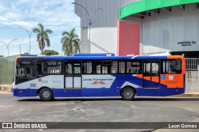União Transportes 189 na cidade de Várzea Grande, Mato Grosso, Brasil, por Leon Gomes. Número da foto: #10620190.
