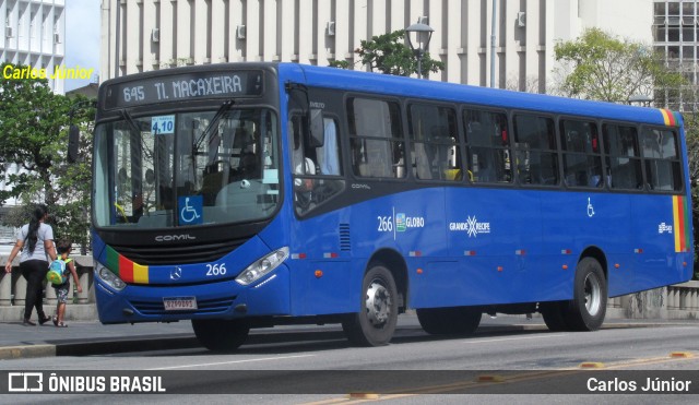 Transportadora Globo 266 na cidade de Recife, Pernambuco, Brasil, por Carlos Júnior. ID da foto: 10651349.