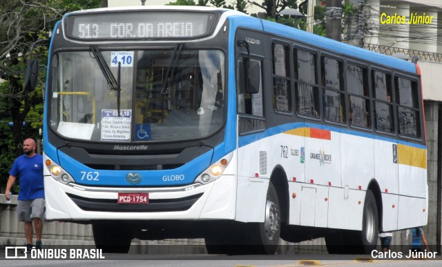 Transportadora Globo 762 na cidade de Recife, Pernambuco, Brasil, por Carlos Júnior. ID da foto: 10651365.