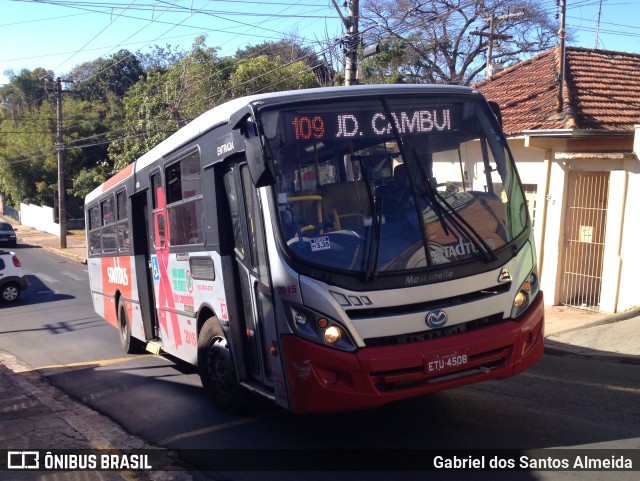 Stadtbus Botucatu 2015 na cidade de Botucatu, São Paulo, Brasil, por Gabriel dos Santos Almeida. ID da foto: 10650942.