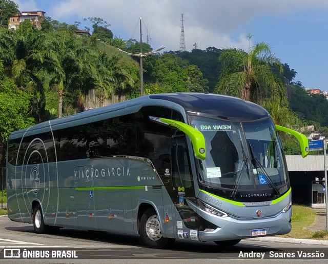 Viação Garcia 82028 na cidade de Santos, São Paulo, Brasil, por Andrey  Soares Vassão. Número da foto: #10652155.