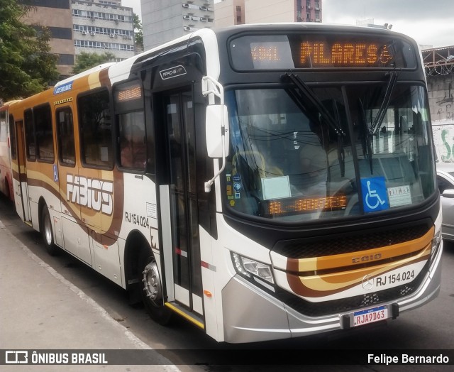 Transportes Fabio's 154.024 na cidade de Duque de Caxias, Rio de Janeiro, Brasil, por Felipe Bernardo. ID da foto: 10650431.