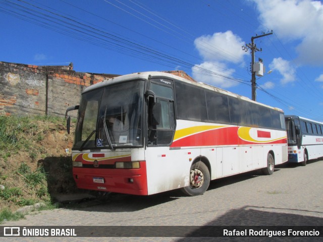 Ônibus Particulares 2033 na cidade de Aracaju, Sergipe, Brasil, por Rafael Rodrigues Forencio. ID da foto: 10653193.