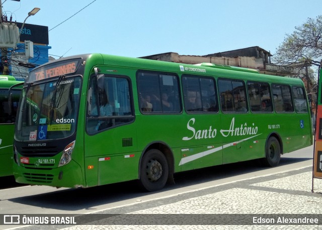 Transportes Santo Antônio RJ 161.171 na cidade de Duque de Caxias, Rio de Janeiro, Brasil, por Edson Alexandree. ID da foto: 10654487.