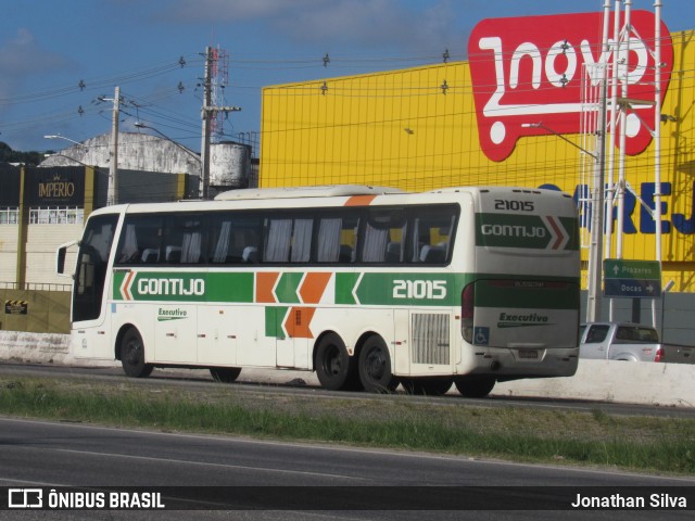 Empresa Gontijo de Transportes 21015 na cidade de Jaboatão dos Guararapes, Pernambuco, Brasil, por Jonathan Silva. ID da foto: 10656733.