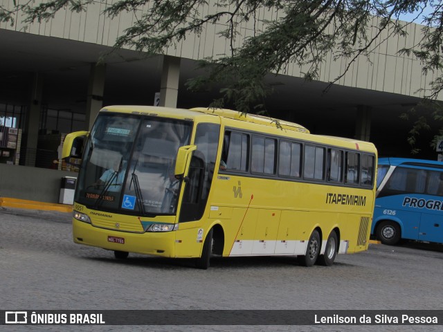 Viação Itapemirim 9051 na cidade de Caruaru, Pernambuco, Brasil, por Lenilson da Silva Pessoa. ID da foto: 10662525.