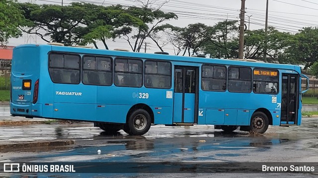 Taguatur - Taguatinga Transporte e Turismo 04329 na cidade de Taguatinga, Distrito Federal, Brasil, por Brenno Santos. Número da foto: #10663921.