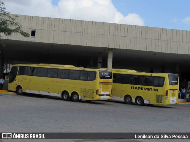 Viação Itapemirim 8713 na cidade de Caruaru, Pernambuco, Brasil, por Lenilson da Silva Pessoa. Número da foto: #10665972.
