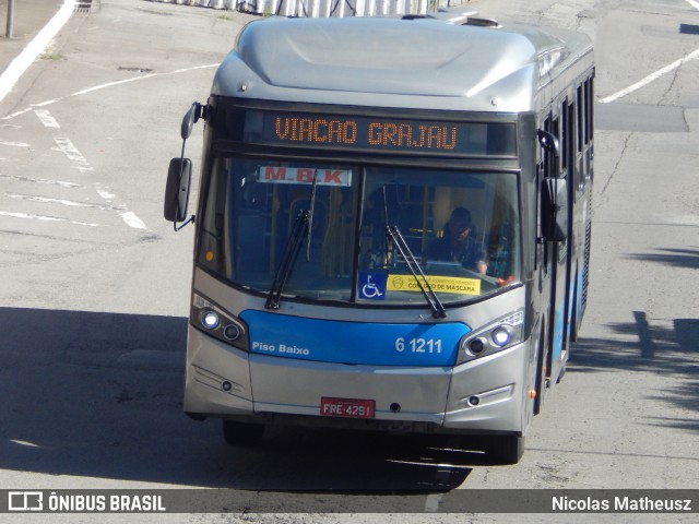 Viação Grajaú S.A. 6 1211 na cidade de São Paulo, São Paulo, Brasil, por Nicolas Matheusz. ID da foto: 10667368.