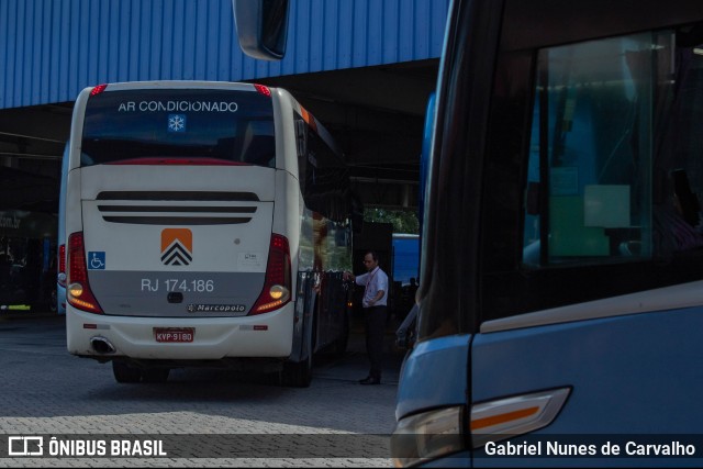 Viação Cidade do Aço RJ 174.186 na cidade de Resende, Rio de Janeiro, Brasil, por Gabriel Nunes de Carvalho. Número da foto: #10667812.