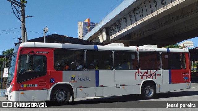 Suzantur Mauá 1235 na cidade de Mauá, São Paulo, Brasil, por jessé pereira. Número da foto: #10665337.