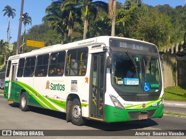 Viação Piracicabana Santos 4428 na cidade de Santos, São Paulo, Brasil, por Andrey  Soares Vassão. Número da foto: #10670334.