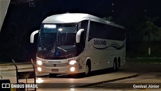 Viação Ouro e Prata 692 na cidade de Campo Grande, Mato Grosso do Sul, Brasil, por Genival Júnior. Número da foto: #10669145.