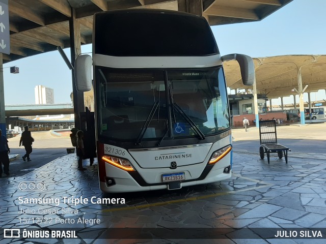 Auto Viação Catarinense 321306 na cidade de Porto Alegre, Rio Grande do Sul, Brasil, por JULIO SILVA. ID da foto: 10671864.