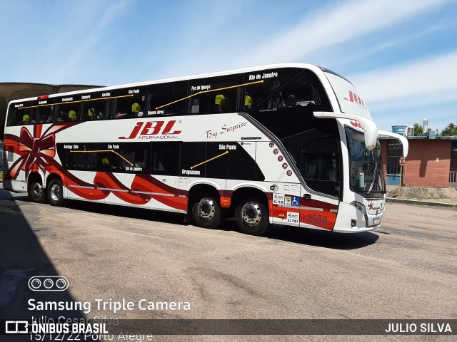 JBL Turismo 8500 na cidade de Porto Alegre, Rio Grande do Sul, Brasil, por JULIO SILVA. Número da foto: #10672013.
