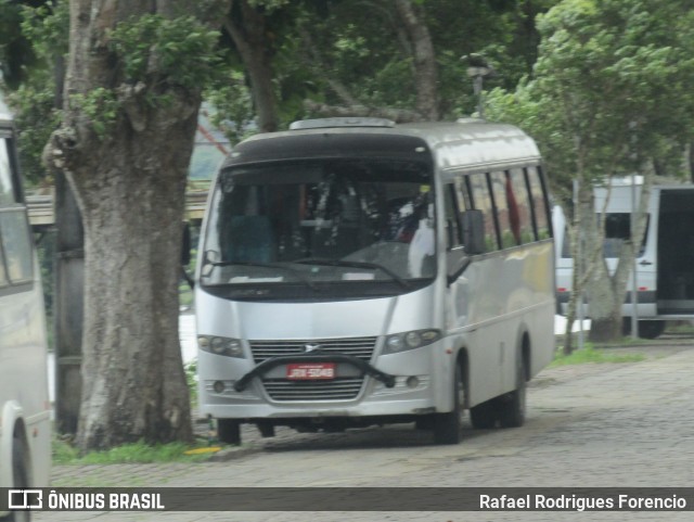 Ônibus Particulares JRX5048 na cidade de Cachoeira, Bahia, Brasil, por Rafael Rodrigues Forencio. Número da foto: #10672569.