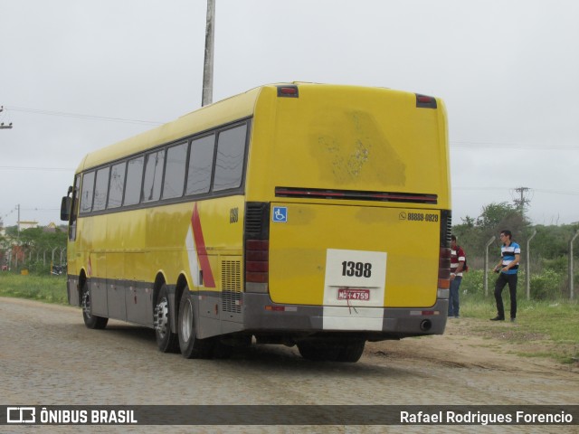 Ônibus Particulares 1398 na cidade de Caruaru, Pernambuco, Brasil, por Rafael Rodrigues Forencio. Número da foto: #10675461.