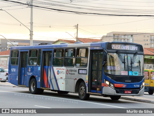 Viação Pirajuçara 11.758 na cidade de São Paulo, São Paulo, Brasil, por Murilo da Silva. Número da foto: #10681051.