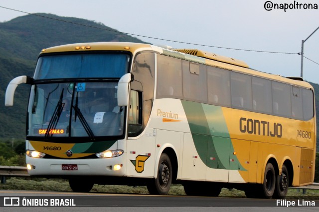 Empresa Gontijo de Transportes 14680 na cidade de Manoel Vitorino, Bahia, Brasil, por Filipe Lima. Número da foto: #10681240.