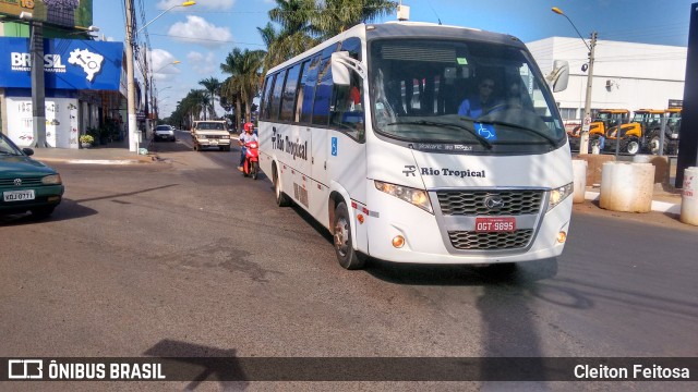 Rio Tropical Turismo 9895 na cidade de Rio Verde, Goiás, Brasil, por Cleiton Feitosa. ID da foto: 10680327.