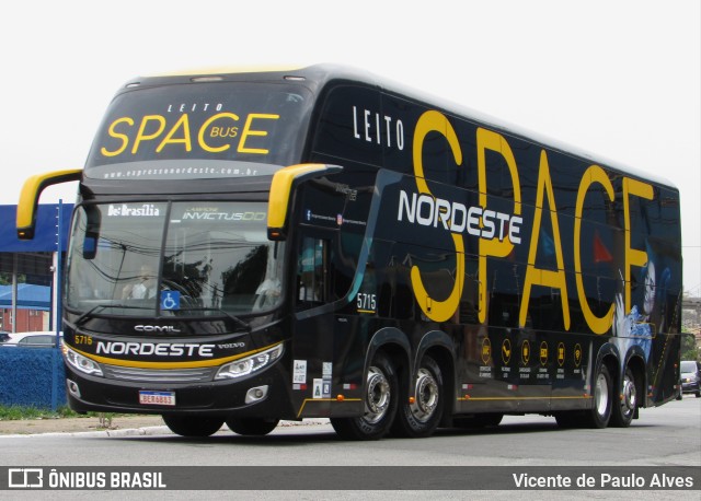 Expresso Nordeste 5715 na cidade de São Paulo, São Paulo, Brasil, por Vicente de Paulo Alves. ID da foto: 10681086.