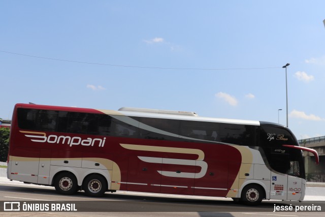 Bompani Turismo 1600 na cidade de São Paulo, São Paulo, Brasil, por jessé pereira. Número da foto: #10680576.