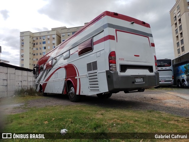 Motorhomes  na cidade de Porto Alegre, Rio Grande do Sul, Brasil, por Gabriel Cafruni. Número da foto: #10681314.