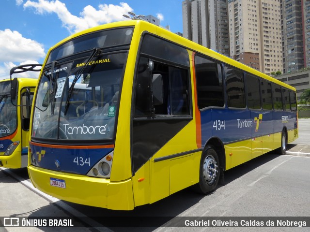 Transportadora Tamboré 434 na cidade de Barueri, São Paulo, Brasil, por Gabriel Oliveira Caldas da Nobrega. Número da foto: #10623089.