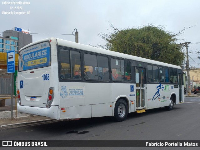 Viação Rosa Vitória da Conquista 1068 na cidade de Vitória da Conquista, Bahia, Brasil, por Fabrício Portella Matos. Número da foto: #10621714.