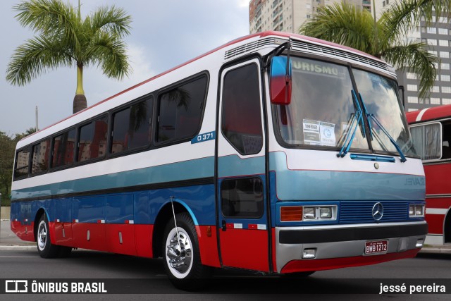 Ônibus Particulares 1212 na cidade de Barueri, São Paulo, Brasil, por jessé pereira. ID da foto: 10622076.