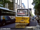 Real Auto Ônibus 41239 na cidade de Rio de Janeiro, Rio de Janeiro, Brasil, por Zé Ricardo Reis. Número da foto: #:id.
