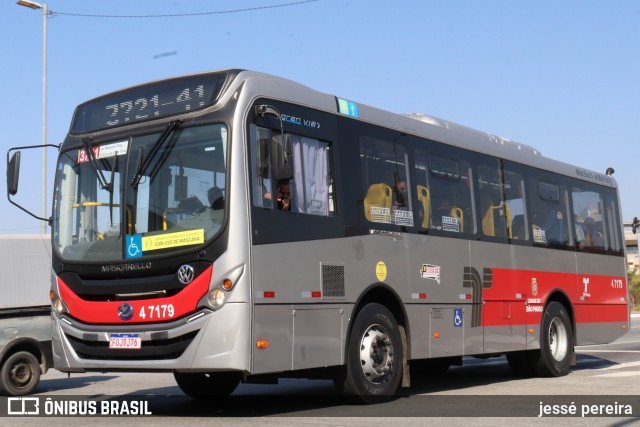 Pêssego Transportes 4 7179 na cidade de São Paulo, São Paulo, Brasil, por jessé pereira. ID da foto: 10683656.