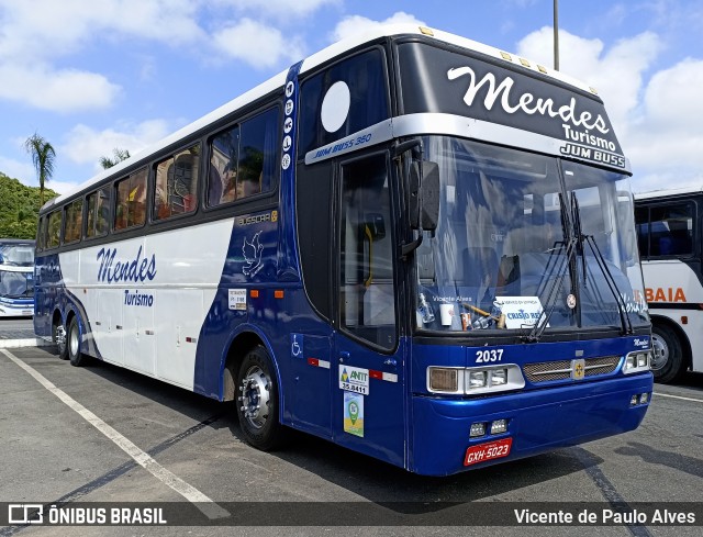 Mendes Turismo 2037 na cidade de Aparecida, São Paulo, Brasil, por Vicente de Paulo Alves. ID da foto: 10681619.