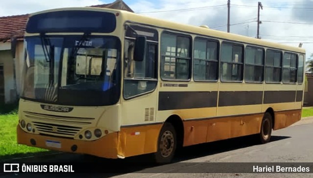 Ônibus Particulares 14265 na cidade de Araporã, Minas Gerais, Brasil, por Hariel Bernades. ID da foto: 10683192.