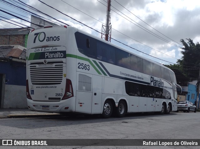 Planalto Transportes 2563 na cidade de São Paulo, São Paulo, Brasil, por Rafael Lopes de Oliveira. Número da foto: #10681643.