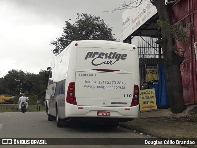Prestige Car 110 na cidade de Belo Horizonte, Minas Gerais, Brasil, por Douglas Célio Brandao. Número da foto: #10683965.
