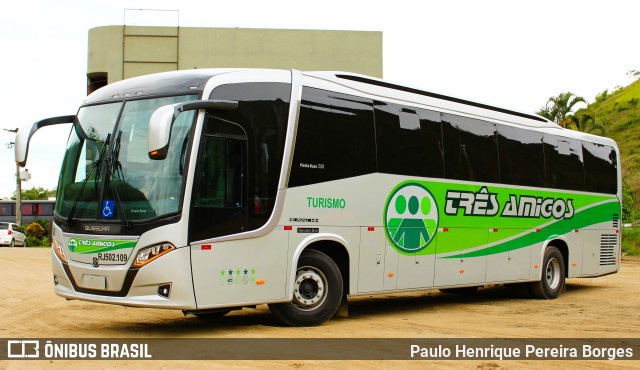 Turismo Três Amigos RJ 502.109 na cidade de Paracambi, Rio de Janeiro, Brasil, por Paulo Henrique Pereira Borges. Número da foto: #10684451.